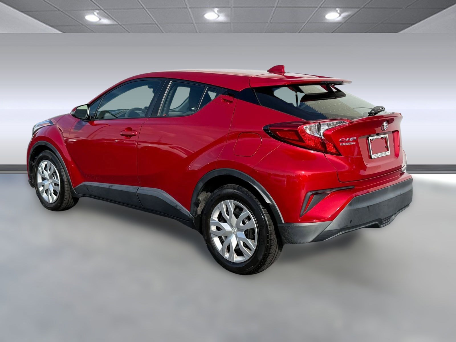 2020 Toyota C-HR LE photo 3