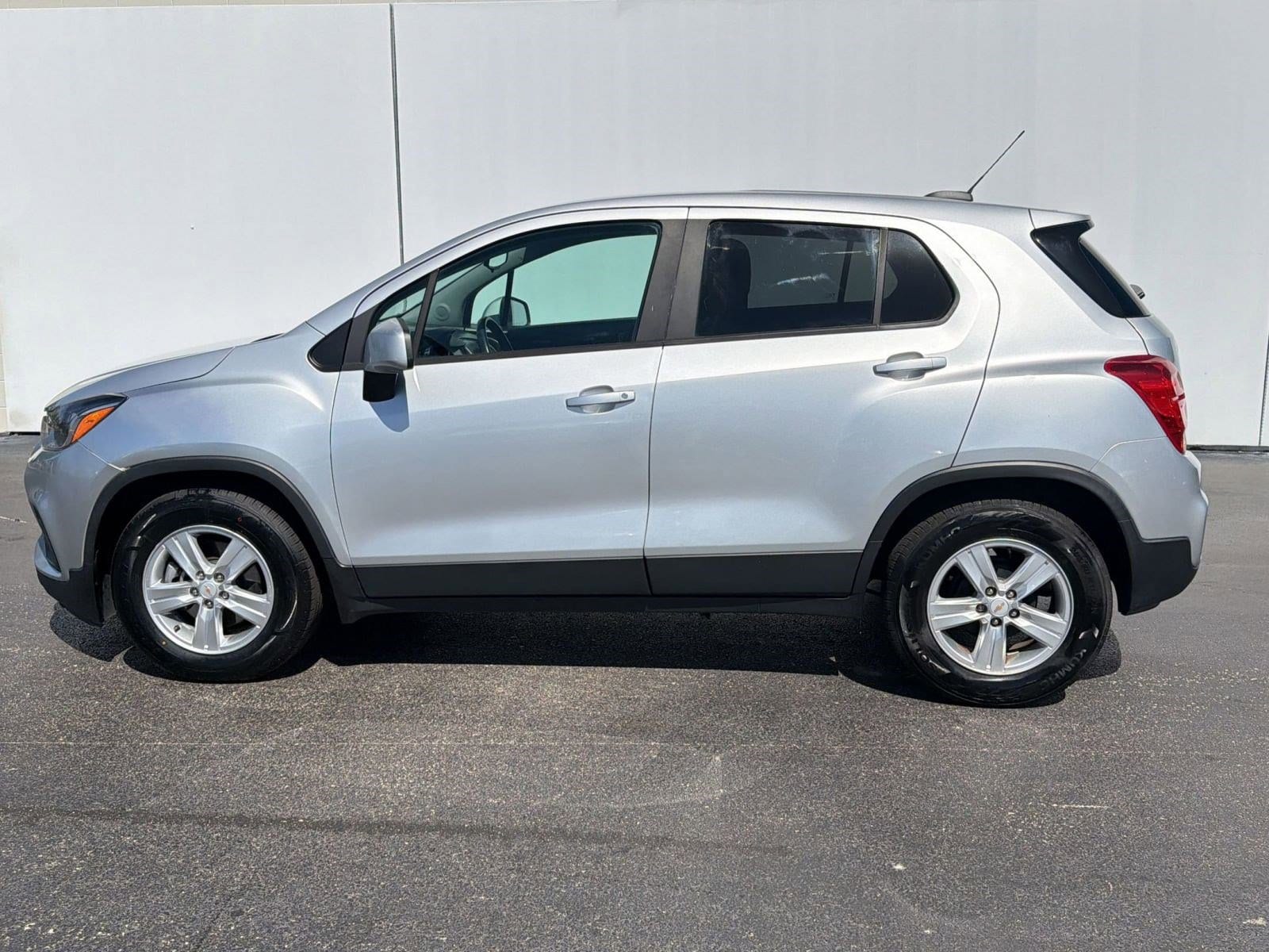 Used 2020 Chevrolet Trax LS with VIN KL7CJKSB8LB037503 for sale in Clearwater, FL