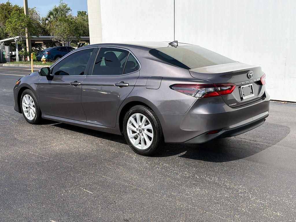 Certified 2021 Toyota Camry LE (LE Auto (Natl)) Sedan