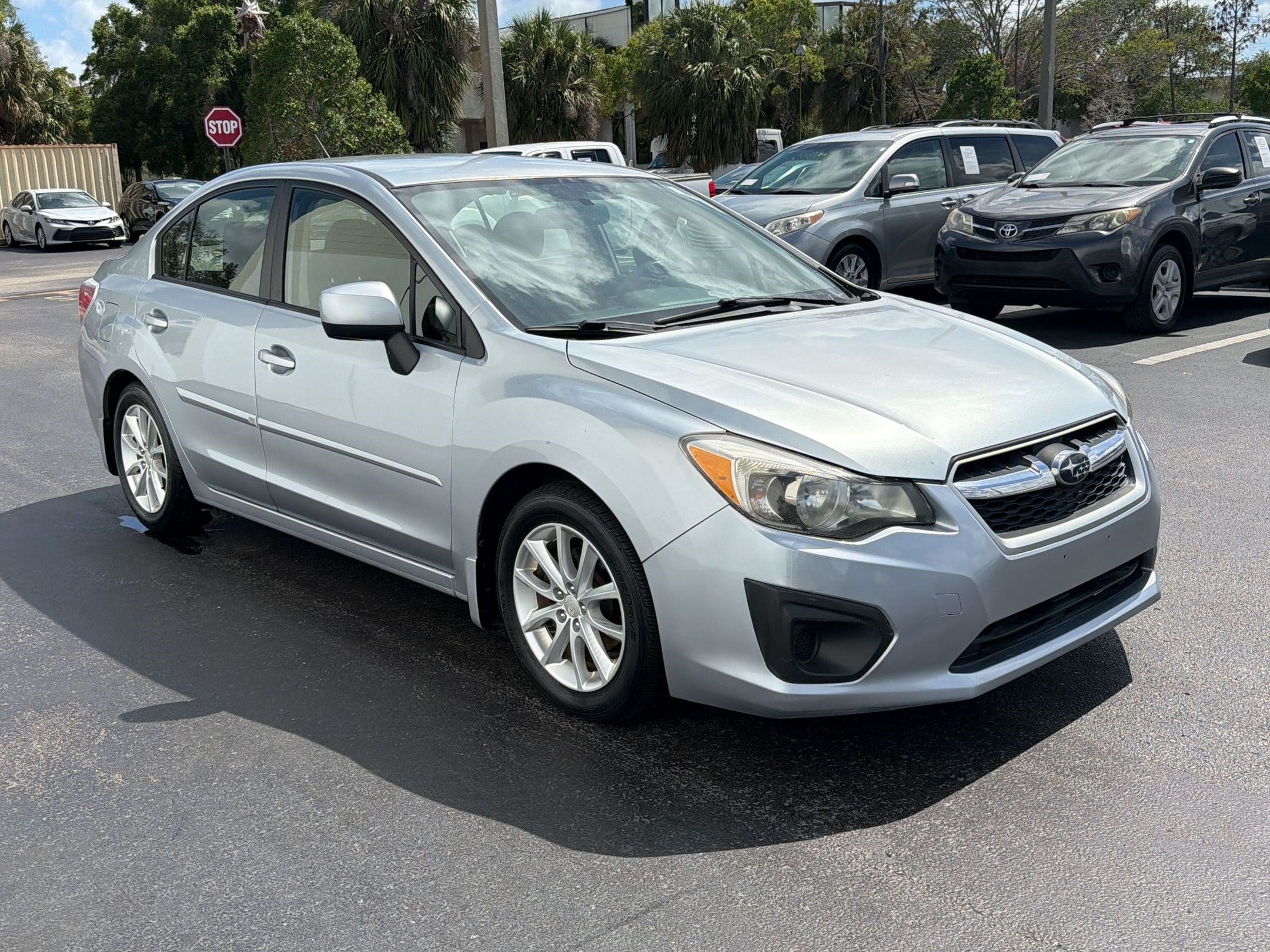 Impreza Premium (4dr Auto 2.0i Premium) Sedan