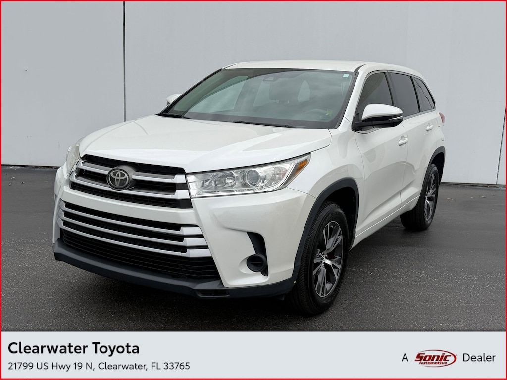 Used 2017 Toyota Highlander LE (LE V6 FWD (Natl)) SUV