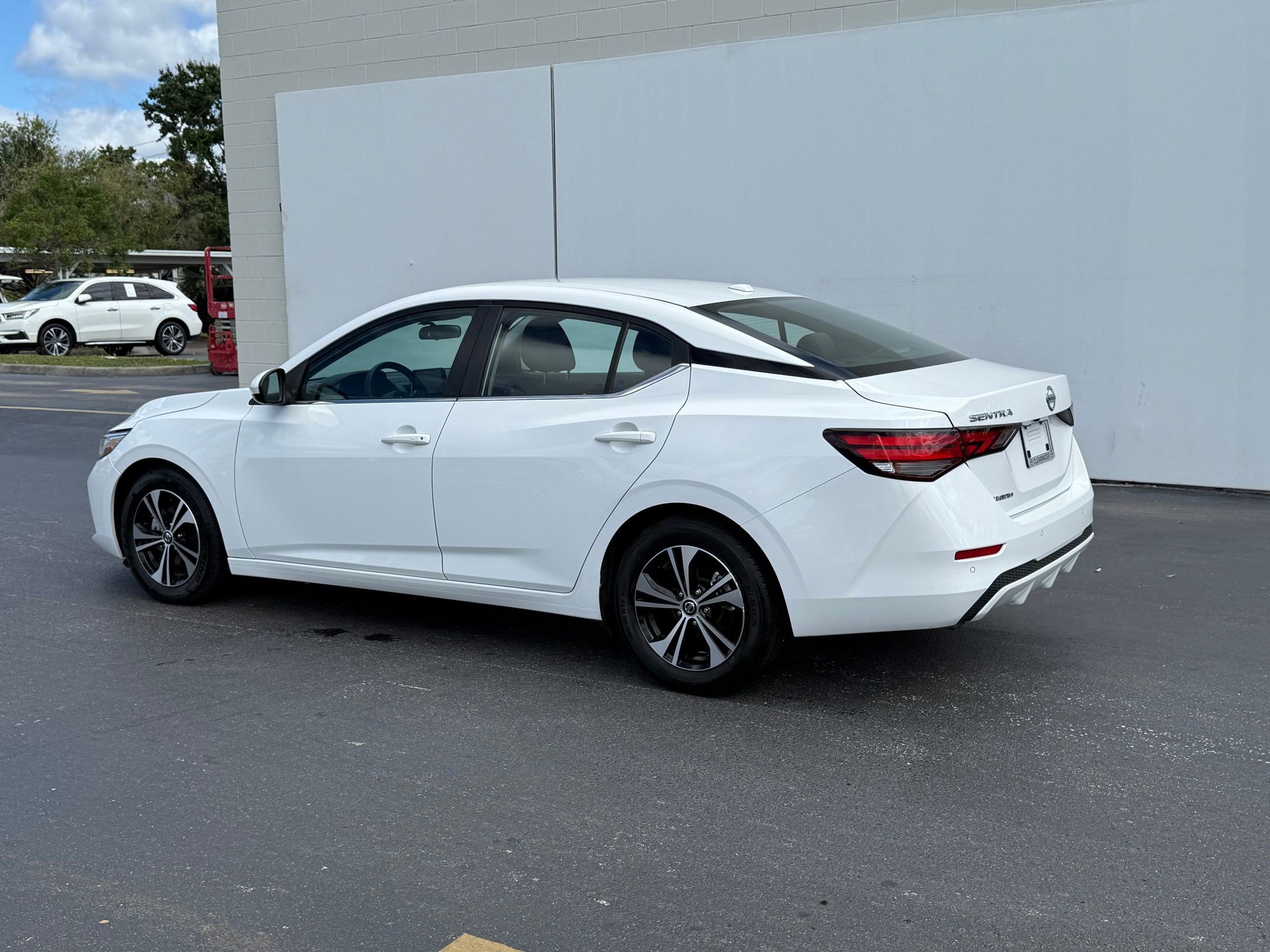 2023 Nissan Sentra SV photo 3