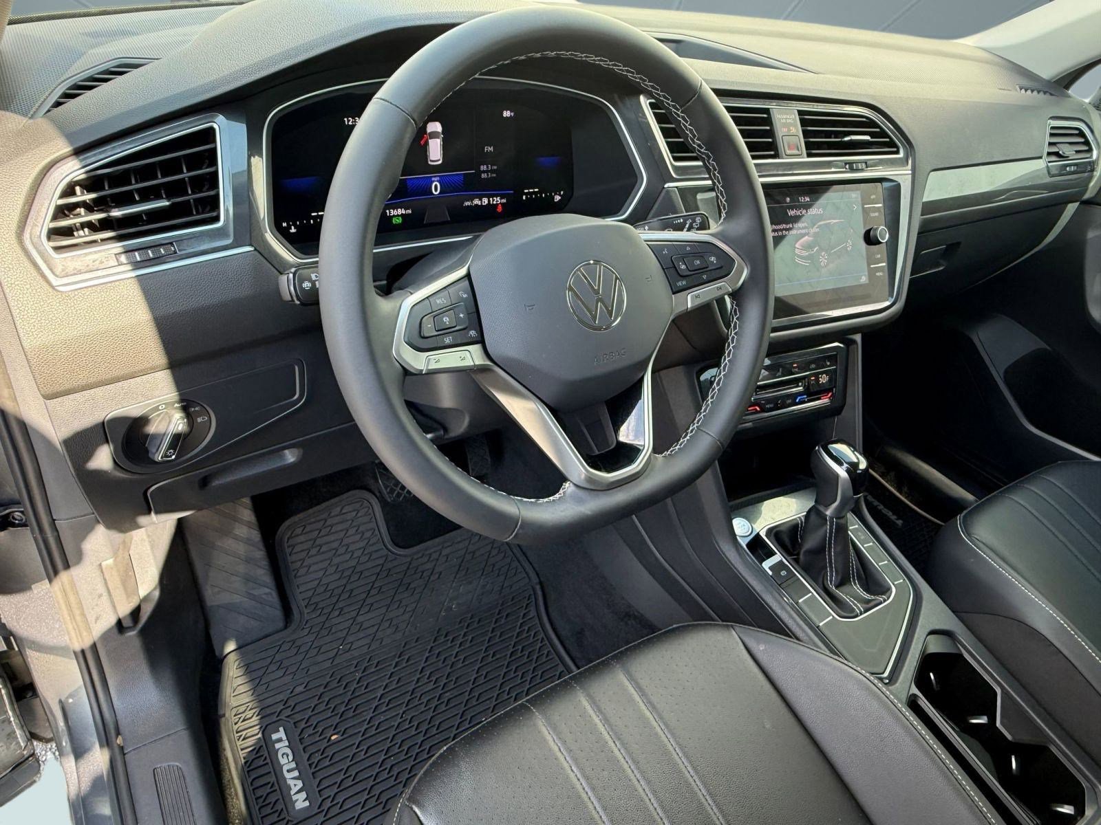 2024 Volkswagen Tiguan SE Wolfsburg Edition photo 4