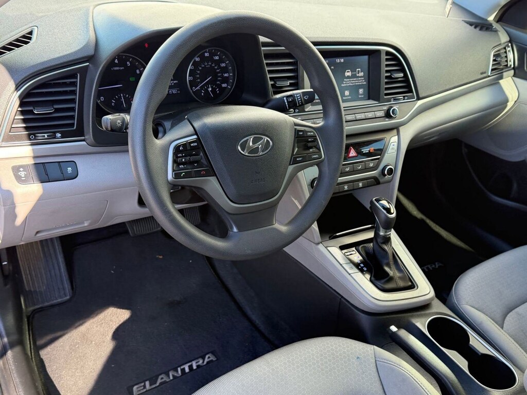 Used 2017 Hyundai Elantra SE Sedan