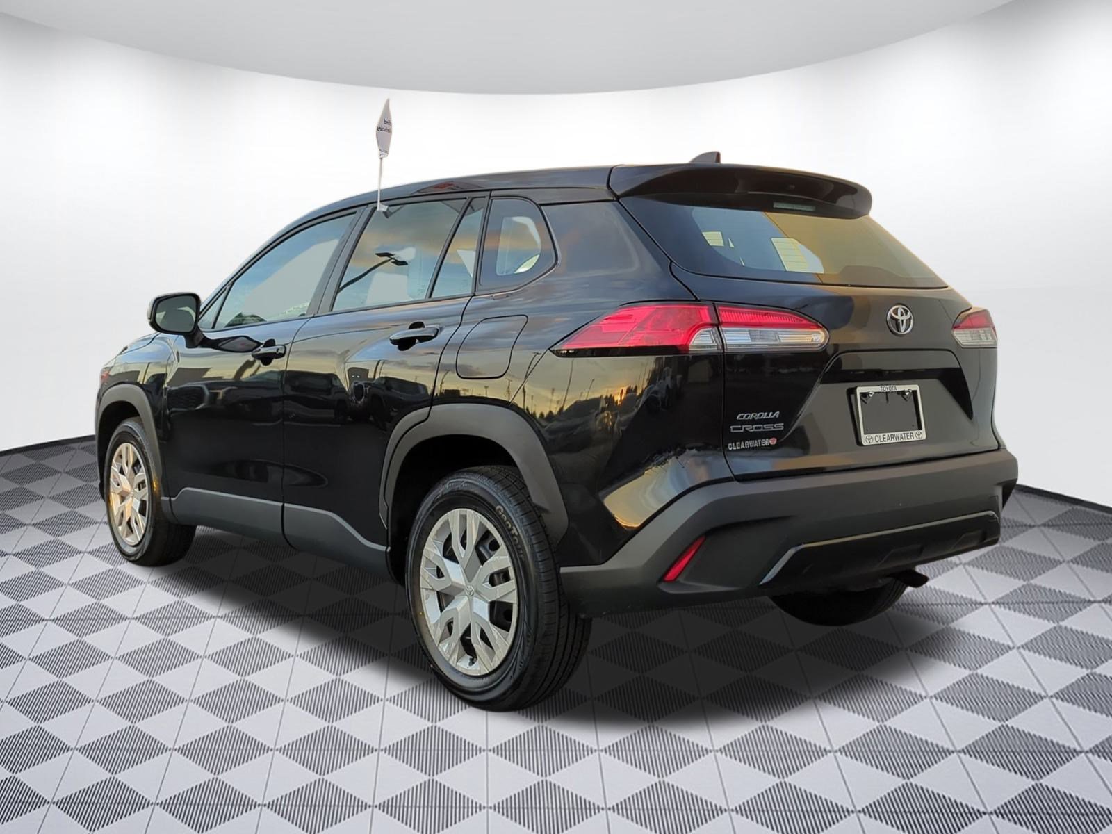 2022 Toyota Corolla Cross L photo 3