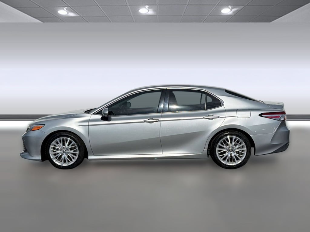 Used 2018 Toyota Camry Camry XLE (XLE Auto (GS)) Sedan