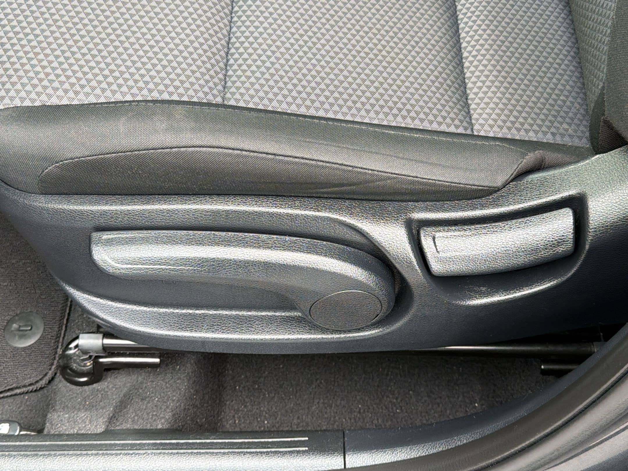 2025 Kia Soul LX - Photo 15