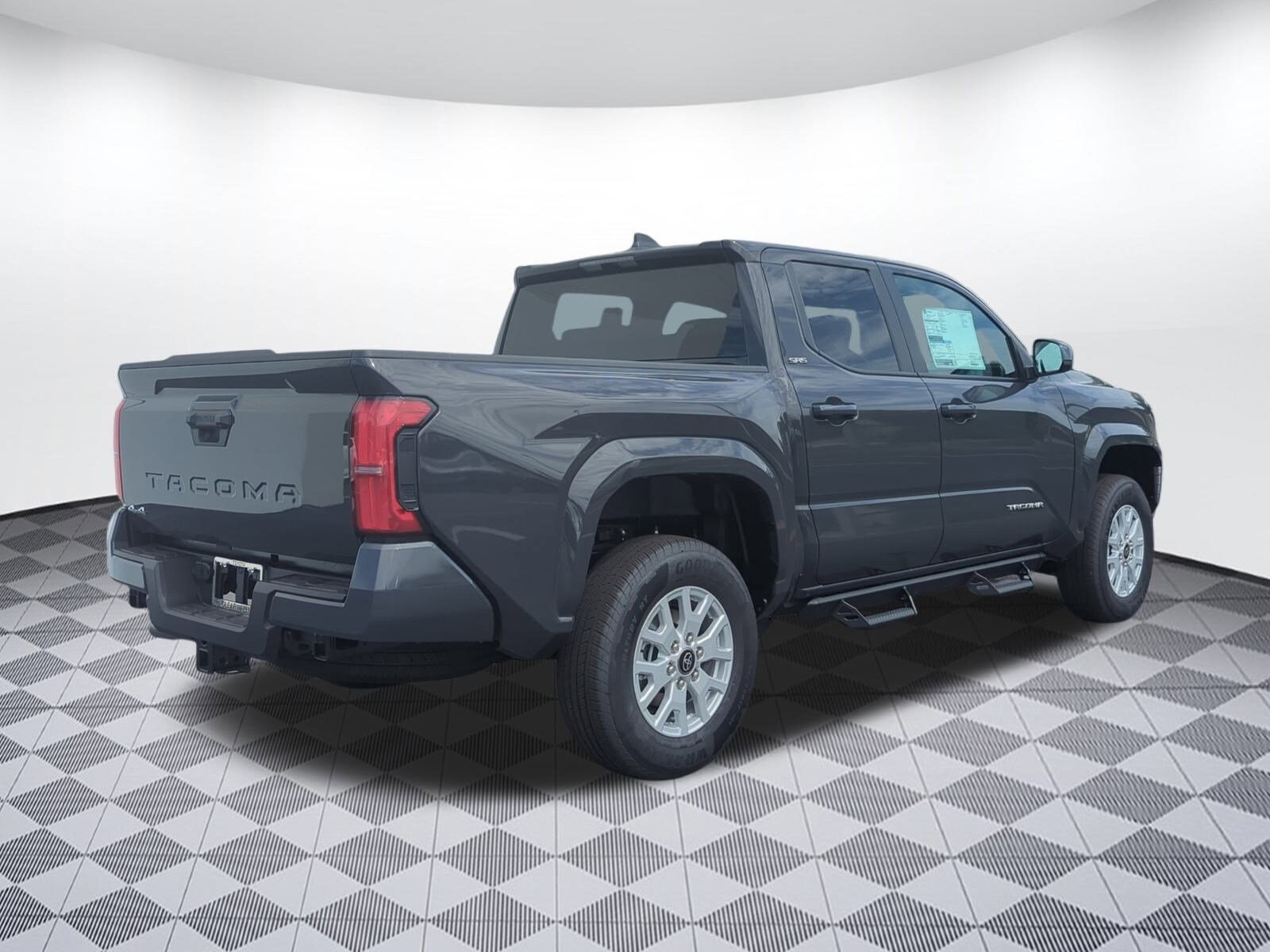 2025 Toyota Tacoma SR5 4x4 Double Cab photo 3