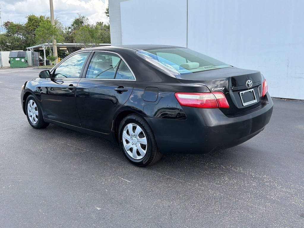 Used 2008 Toyota Camry LE (4dr Sdn I4 Auto LE (Natl)) Sedan