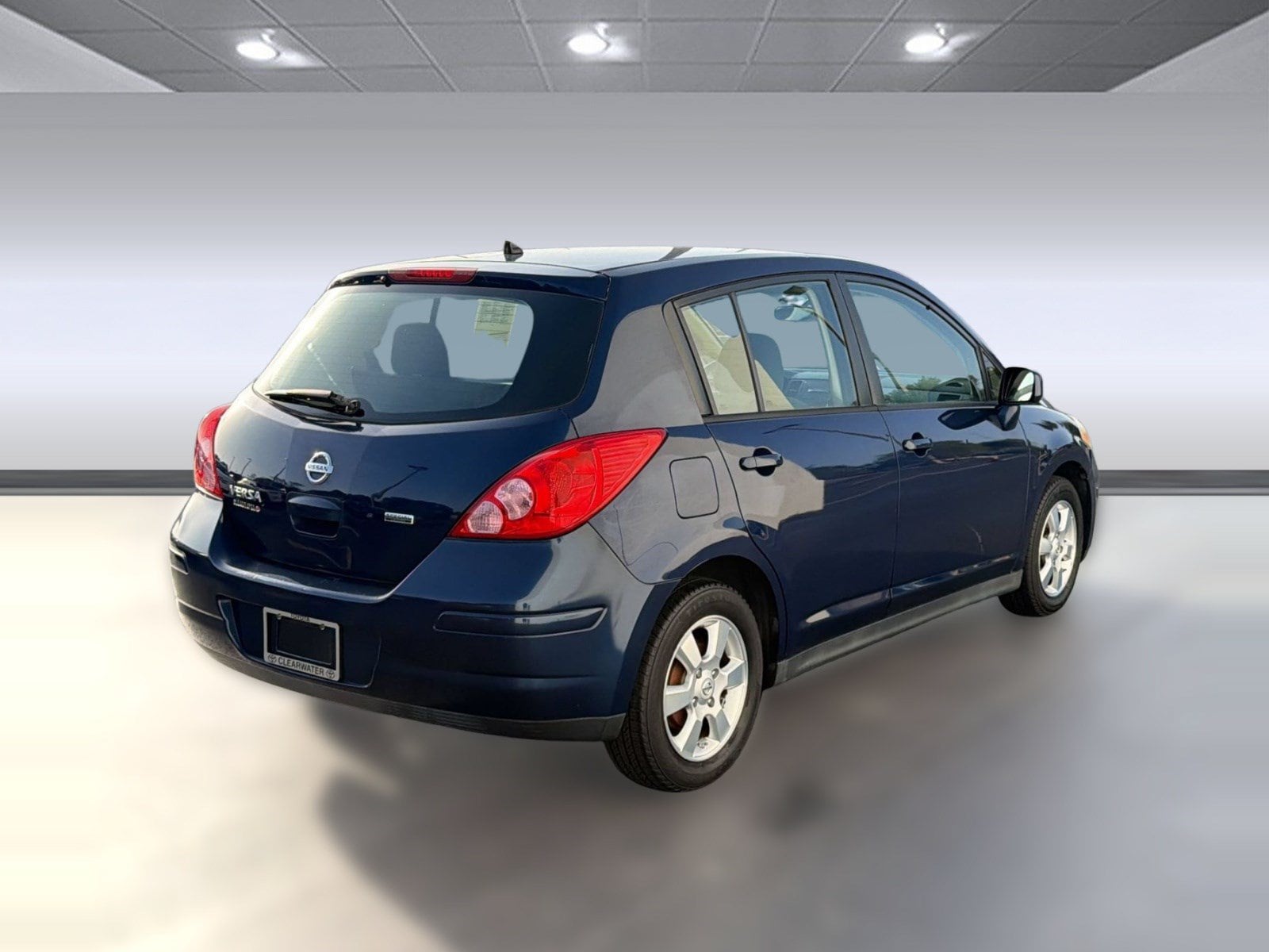 Versa S (5dr HB Auto 1.8 S) Hatchback