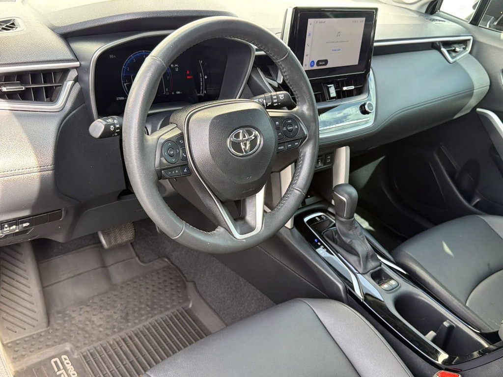 Certified 2024 Toyota Corolla Cross Corolla Cross XLE (XLE 2WD (Natl)) SUV