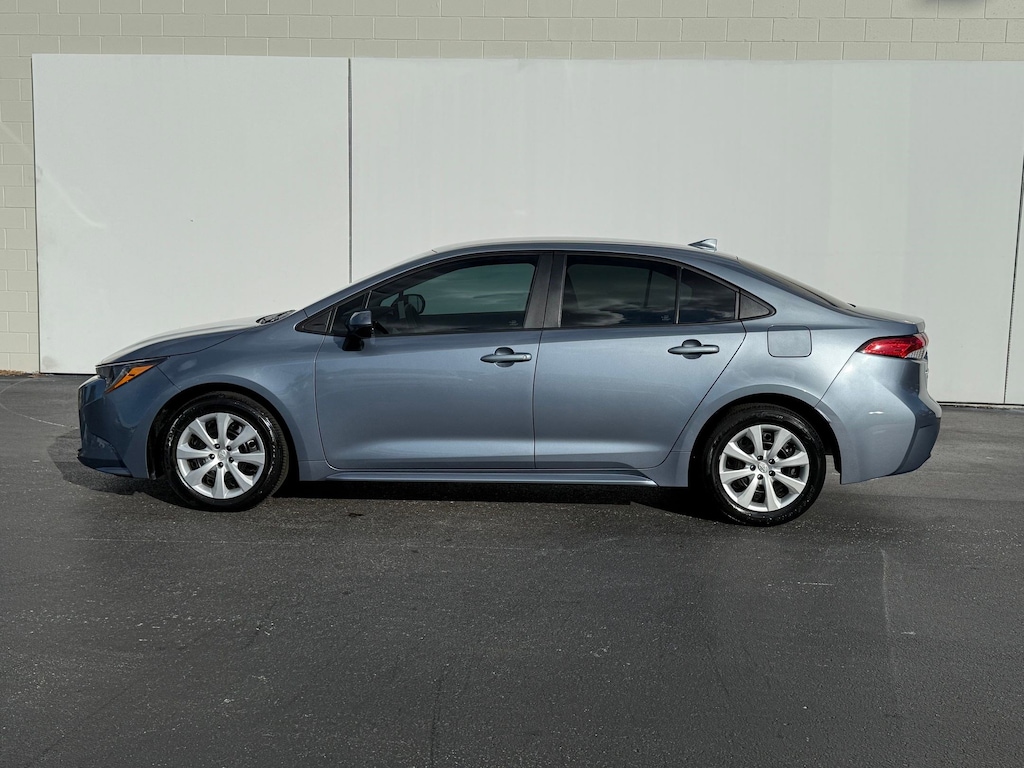 Certified 2024 Toyota Corolla LE Sedan