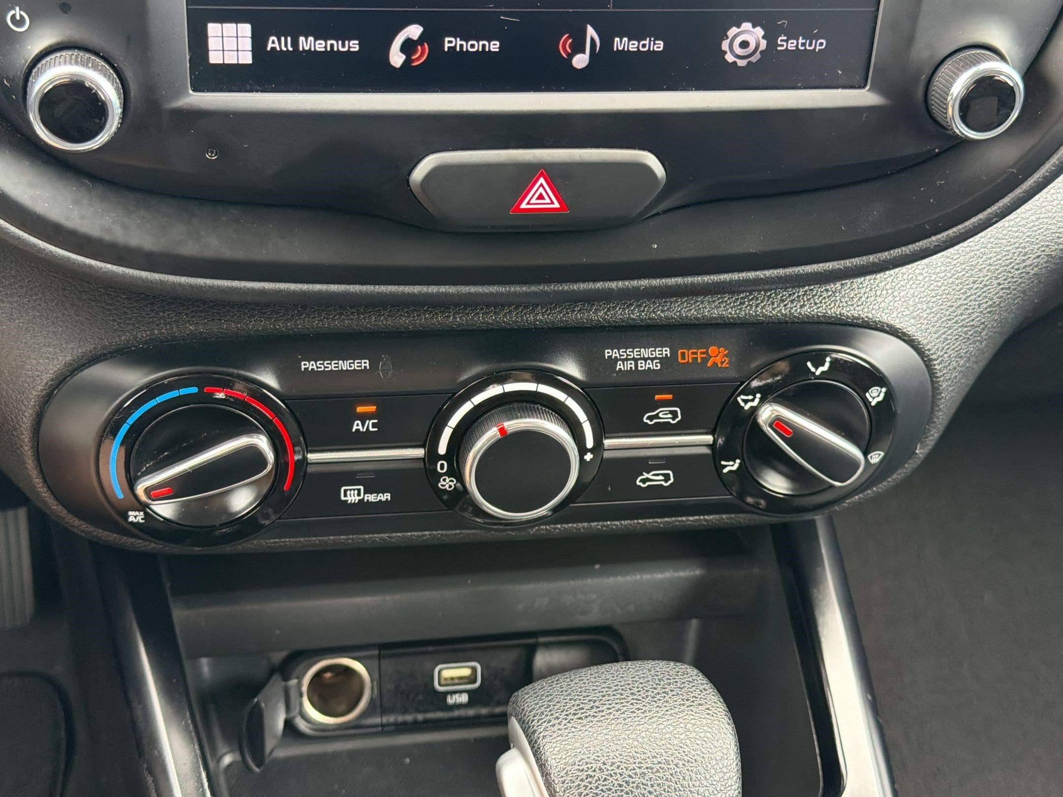 2025 Kia Soul LX - Photo 20