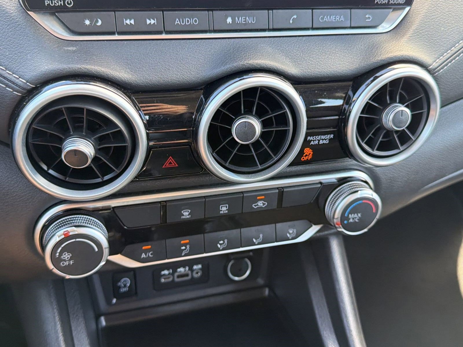 2025 Nissan Sentra SV - Photo 18