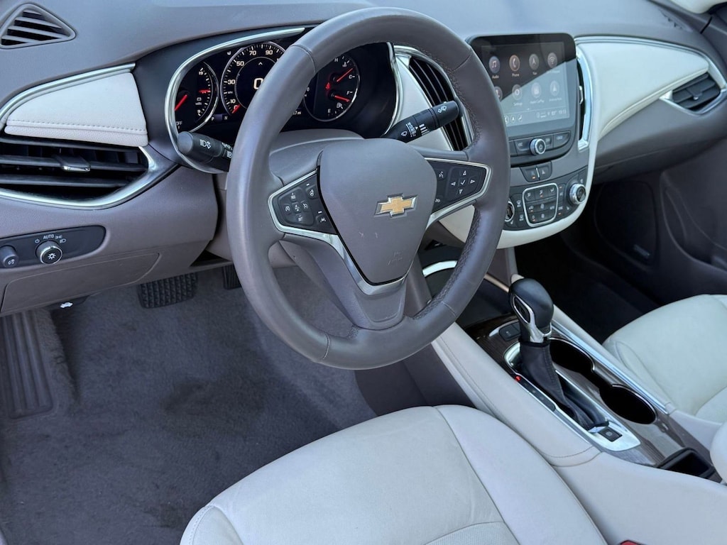 Used 2024 Chevrolet Malibu LT Sedan