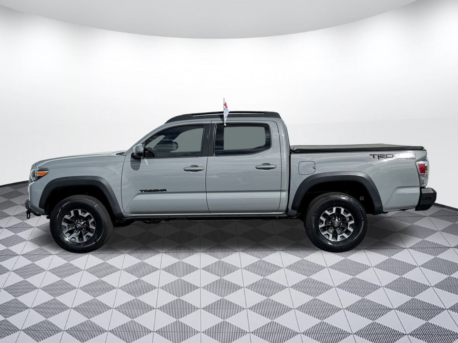 2020 Toyota Tacoma TRD Double Cab V6 photo 2