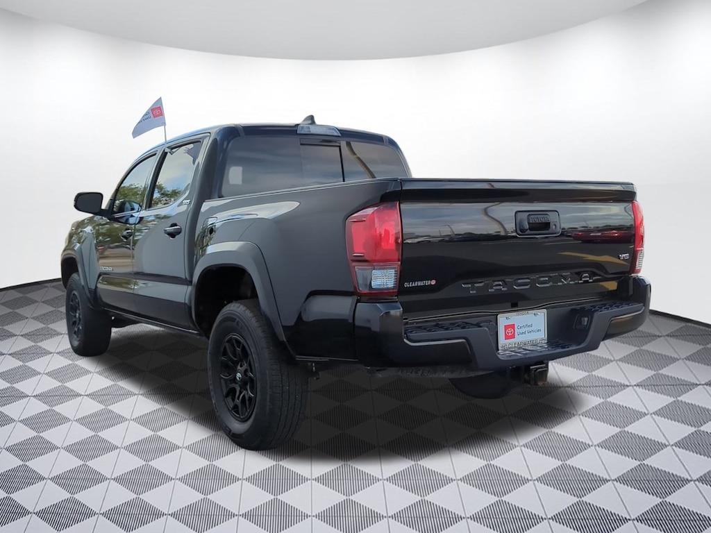 Certified 2022 Toyota Tacoma SR5 (SR5 Double Cab 5ft. Bed V6 AT (Natl)) Truck Double Cab