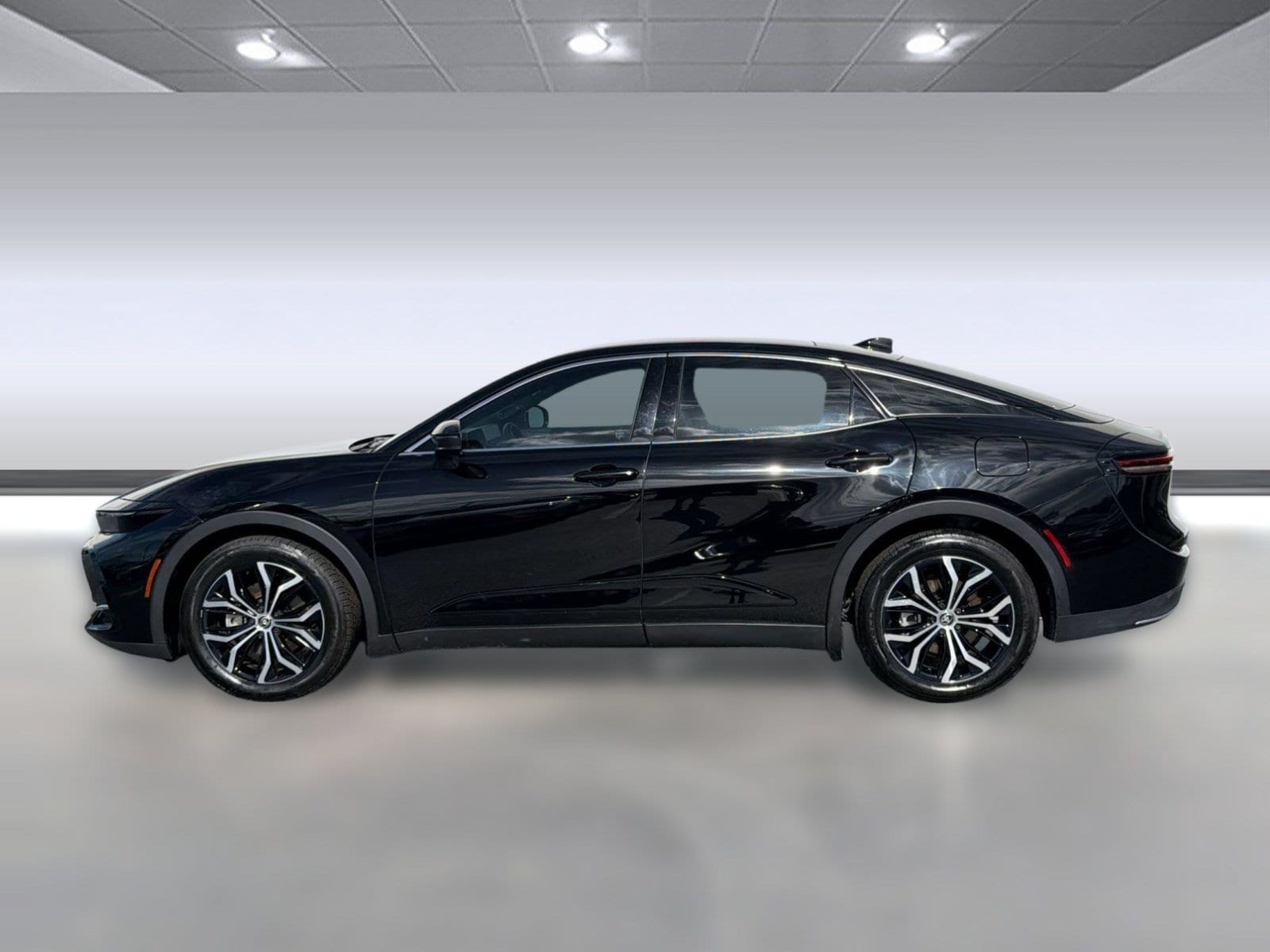 Crown Limited (Limited AWD (Natl)) Sedan