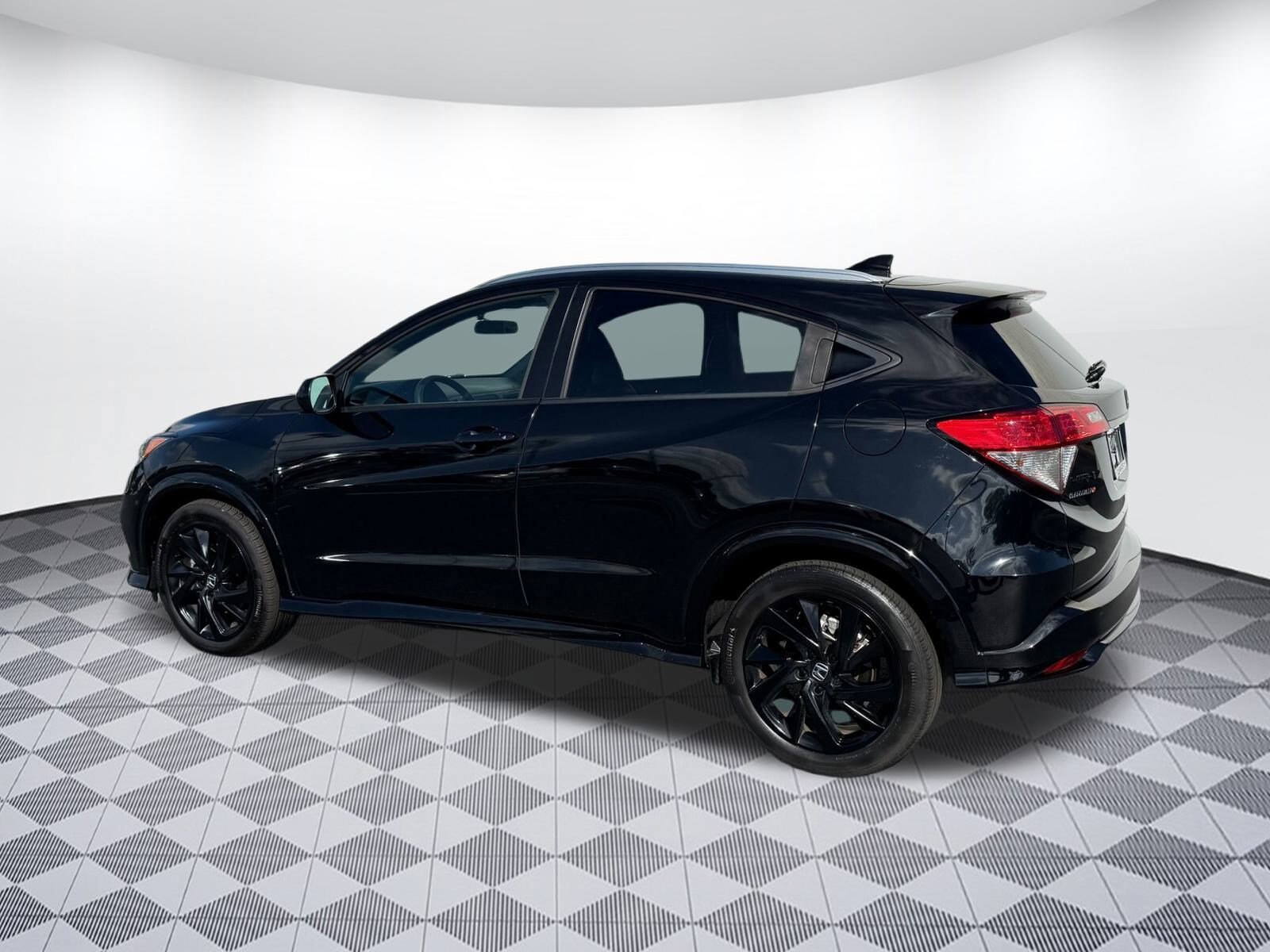 2022 Honda HR-V Sport photo 2
