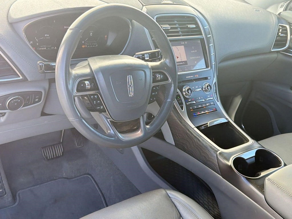 Used 2020 Lincoln Nautilus Reserve (Reserve FWD) SUV