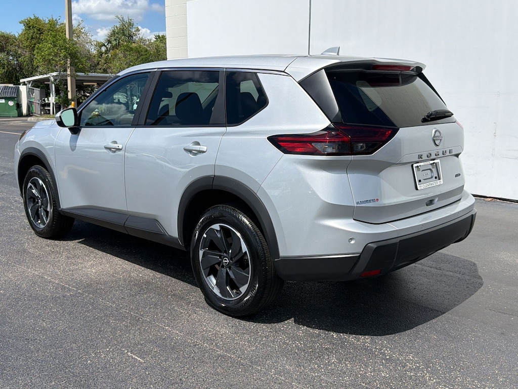 Used 2025 Nissan Rogue SV (AWD SV) SUV
