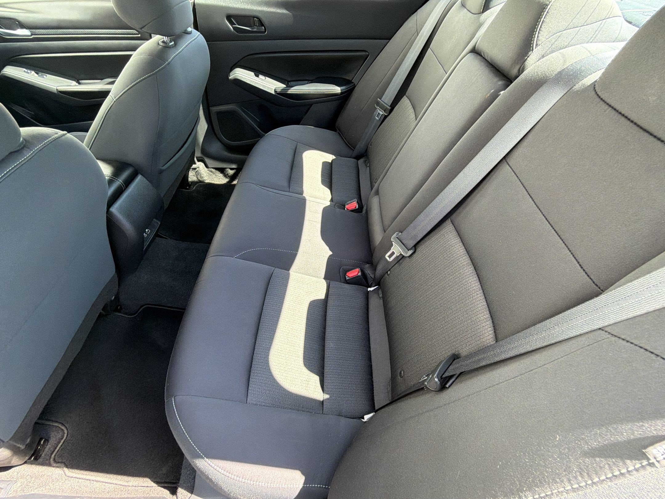 2025 Nissan Altima SV - Photo 25