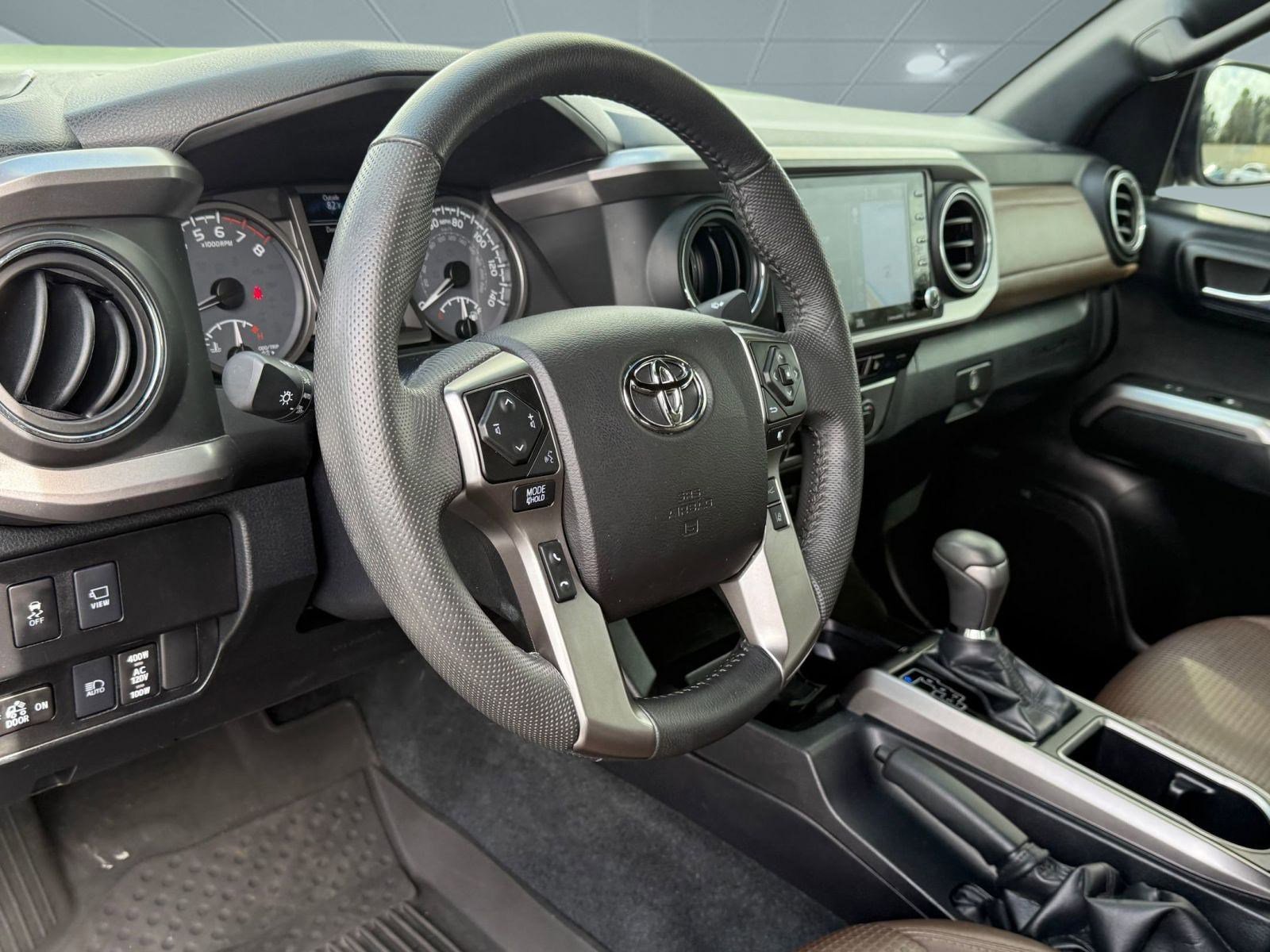 2022 Toyota Tacoma Limited photo 4