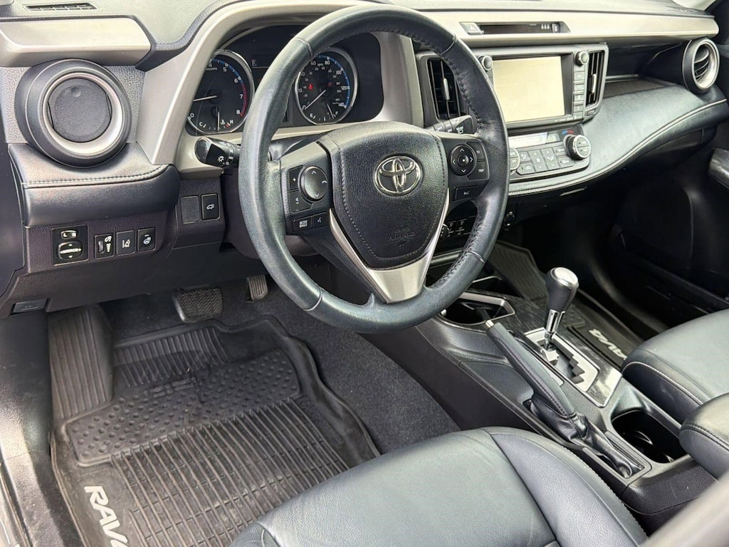 Used 2017 Toyota RAV4 Platinum (Platinum FWD (Natl)) SUV