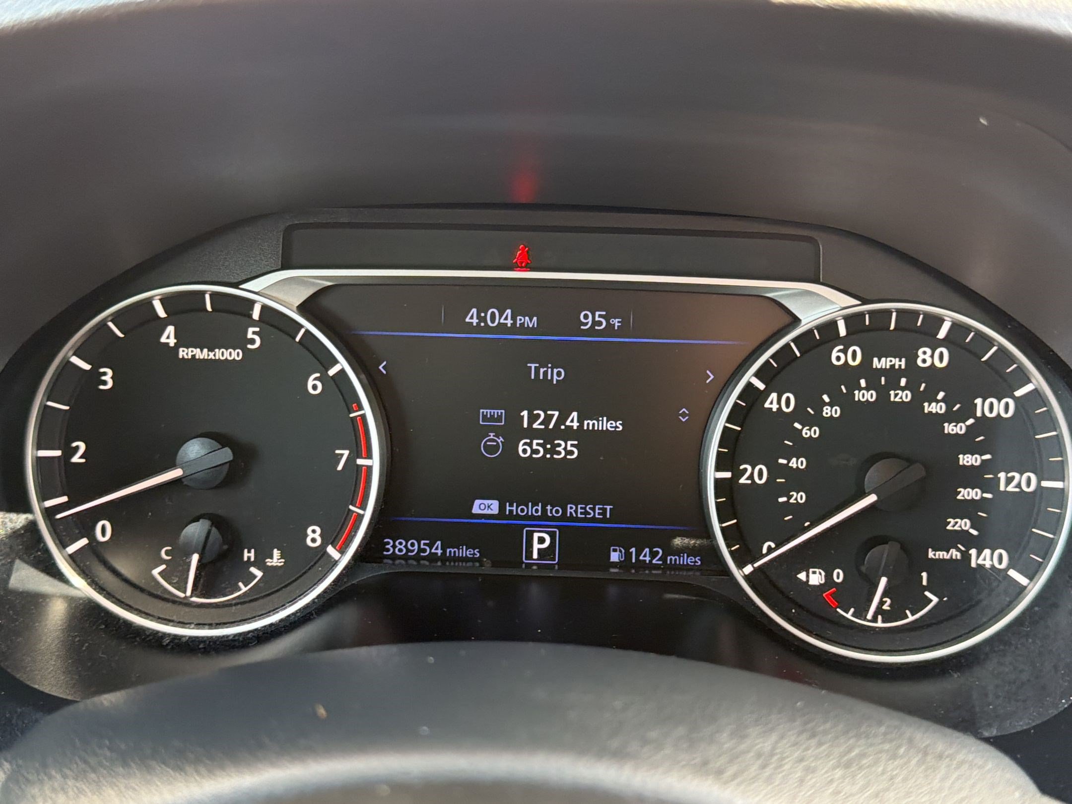 2025 Nissan Altima SV - Photo 23