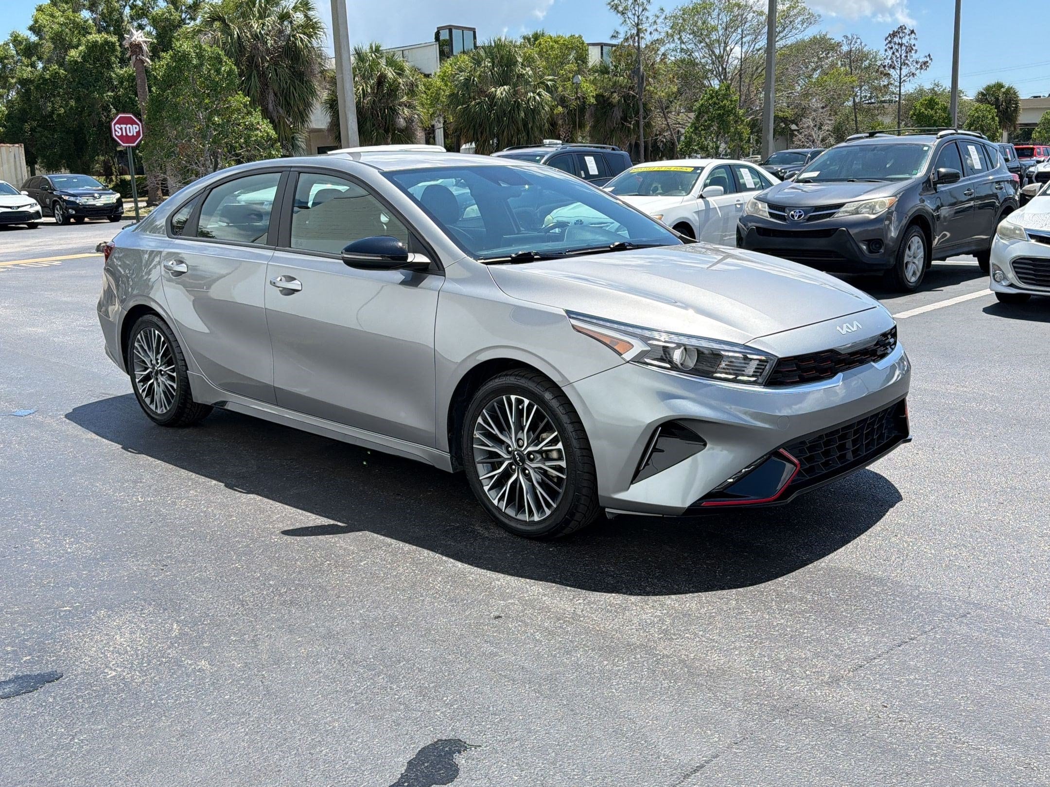 Forte GT-Line (GT-Line IVT) Sedan