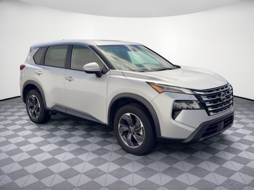 2025 Nissan Rogue SV - Photo 7