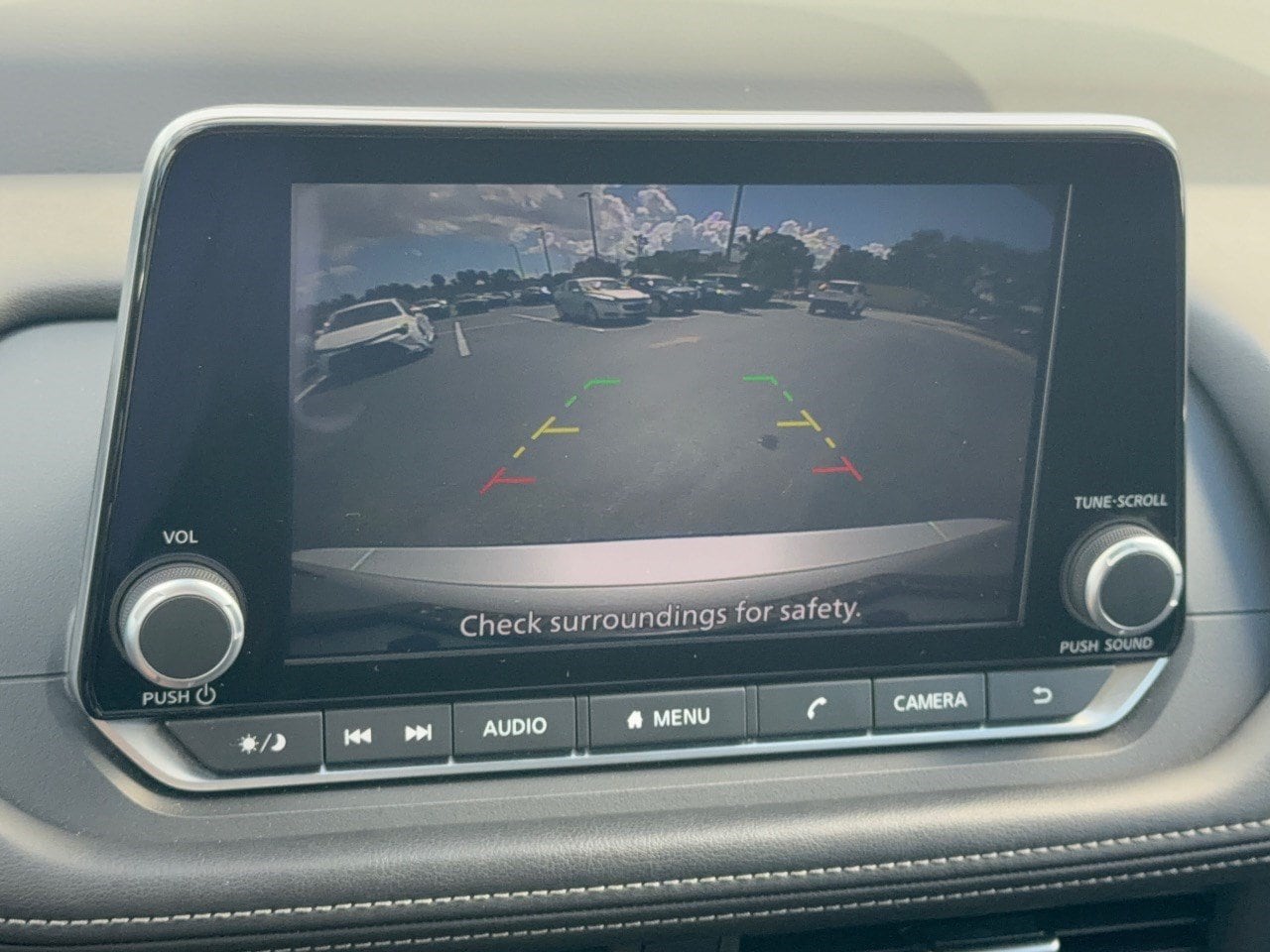 2025 Nissan Rogue SV - Photo 23