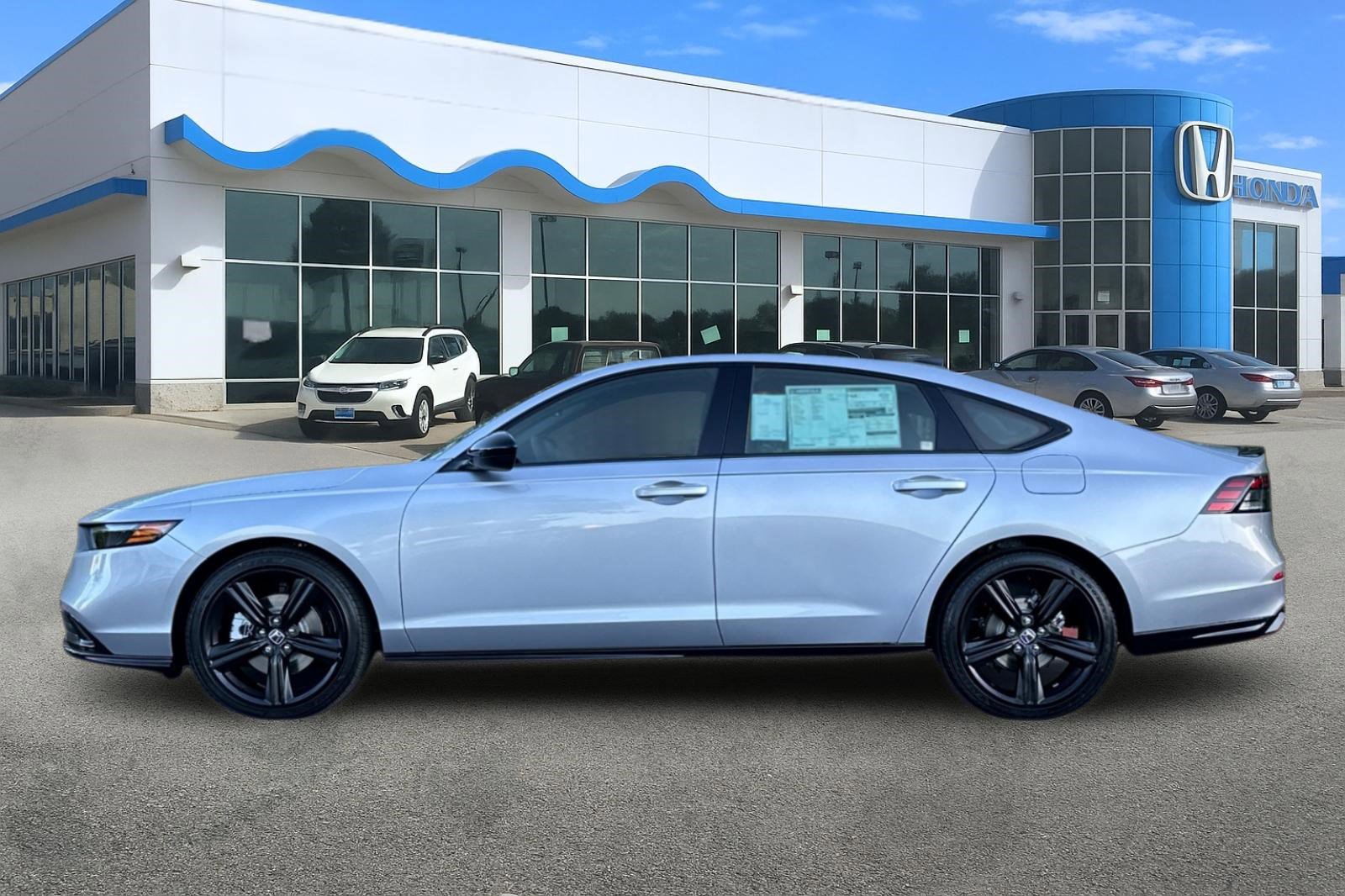 2025 Honda Accord Hybrid Sport-L photo 2