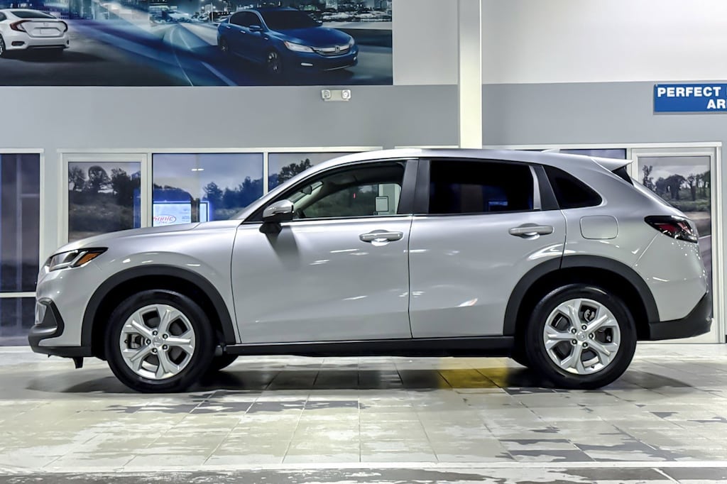 Used 2023 Honda HR-V LX 2WD SUV