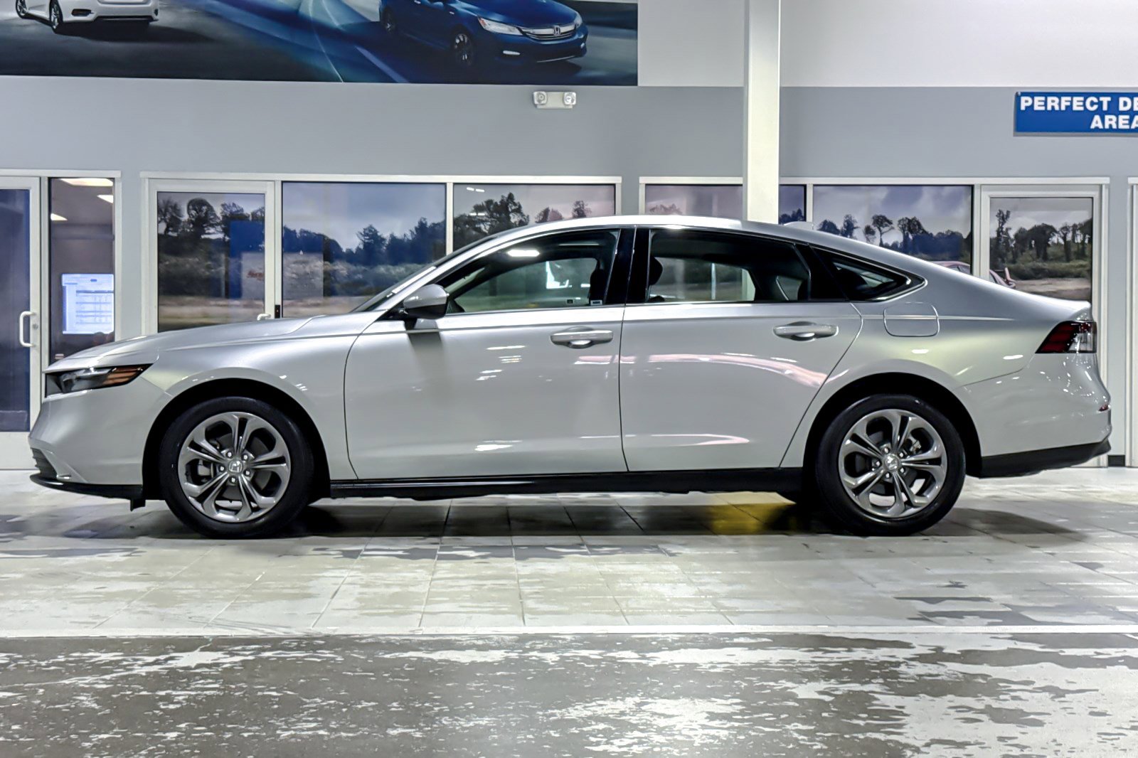 2024 Honda Accord EX photo 2