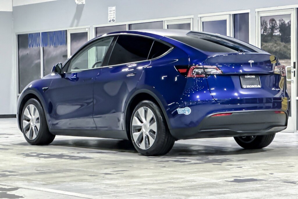 Used 2024 Tesla Model Y Long Range SUV