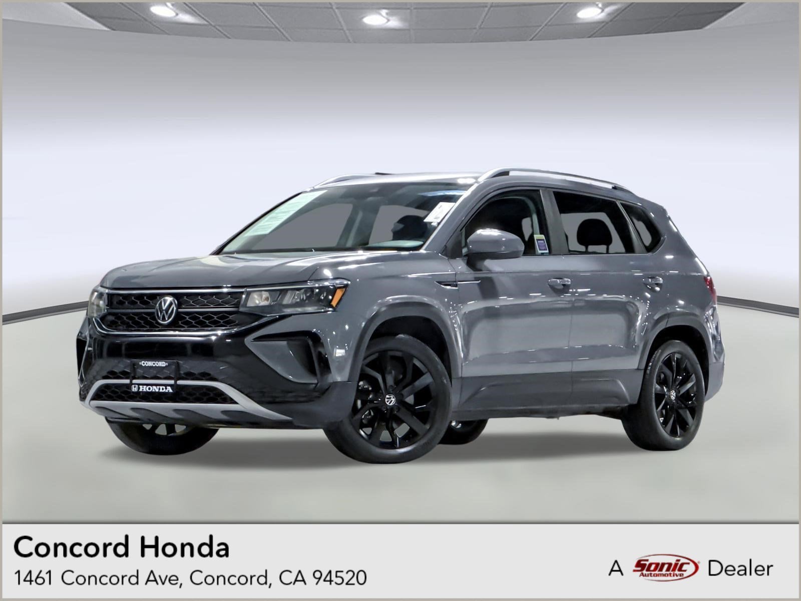 2023 Volkswagen Taos 1.5T SE 4Motion's photo