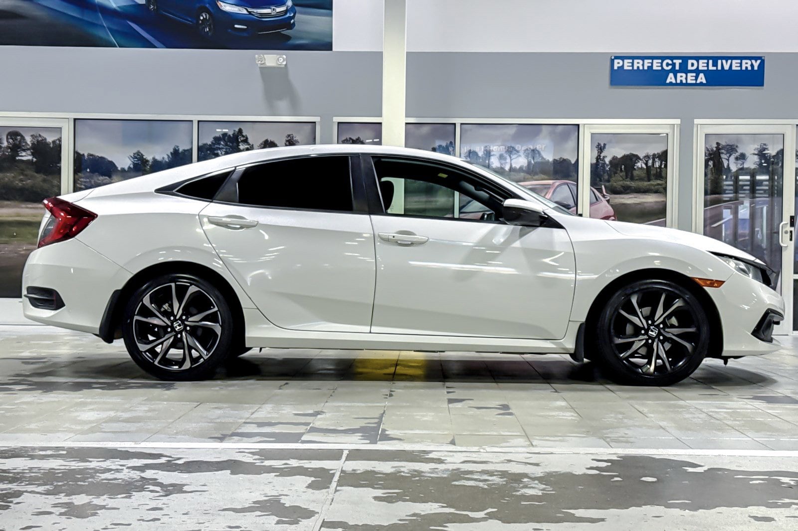 2021 Honda Civic Sport photo 6