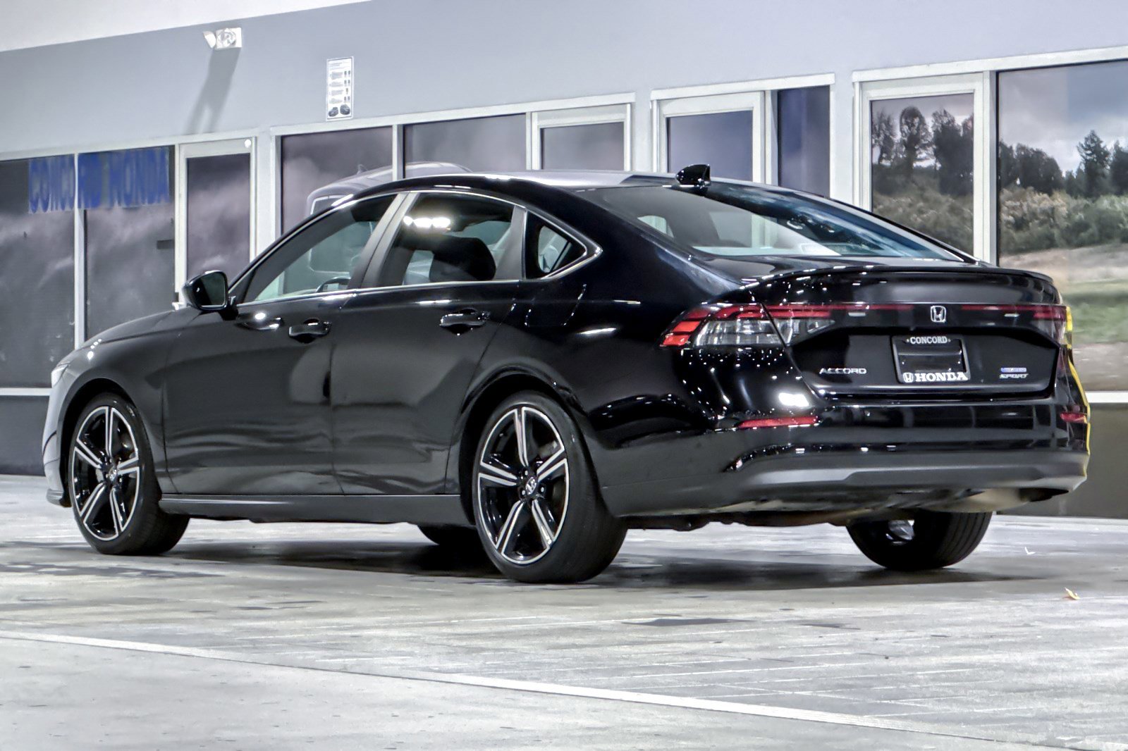 2024 Honda Accord Hybrid Sport photo 3