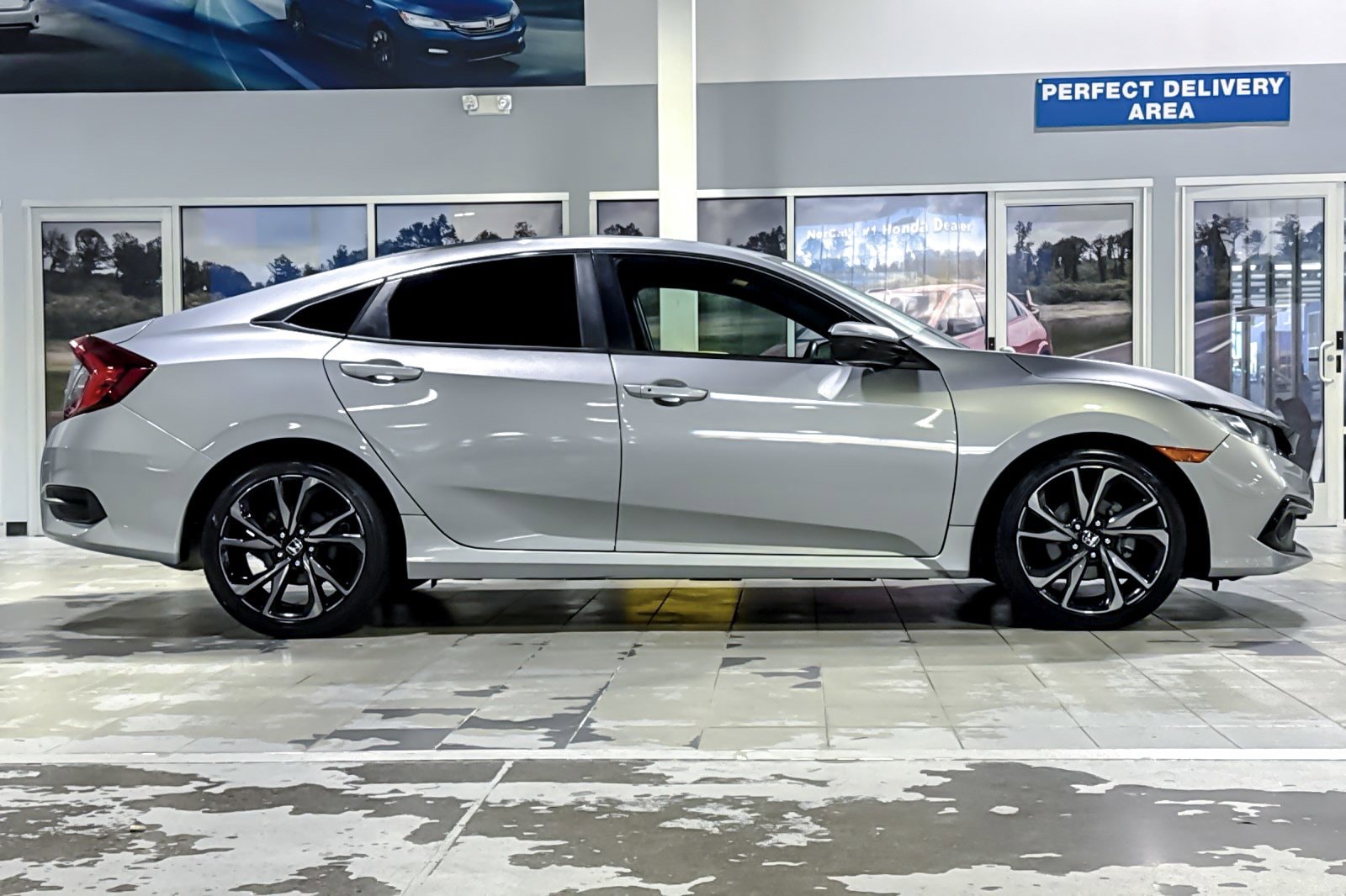 2020 Honda Civic Sport photo 6