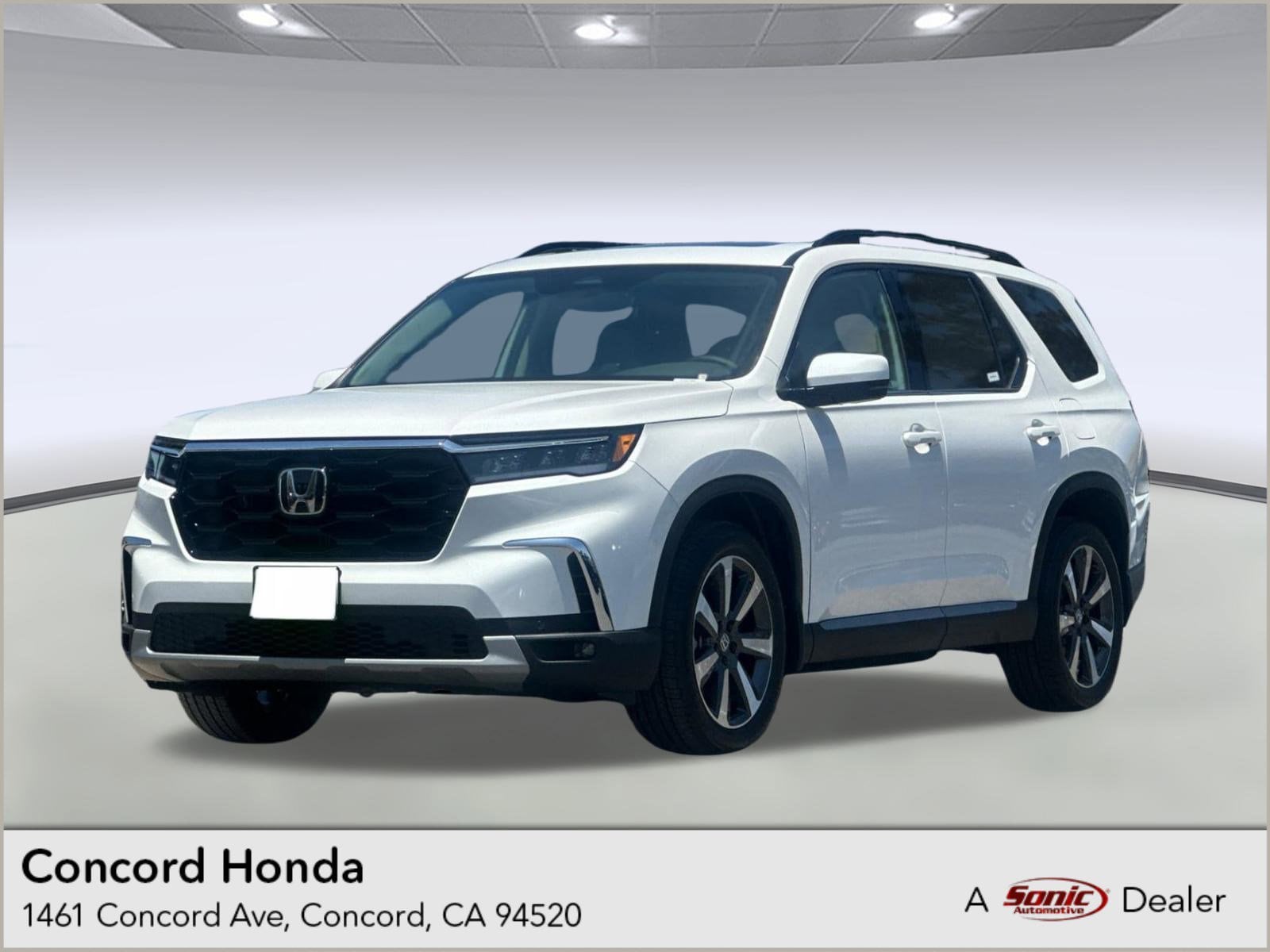2025 Honda Pilot Touring's photo