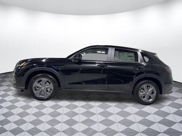 2026 Honda HR-V LX photo 2