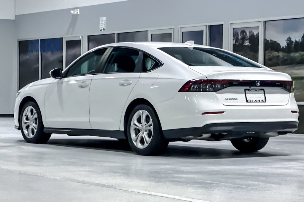 Used 2023 Honda Accord LX Sedan