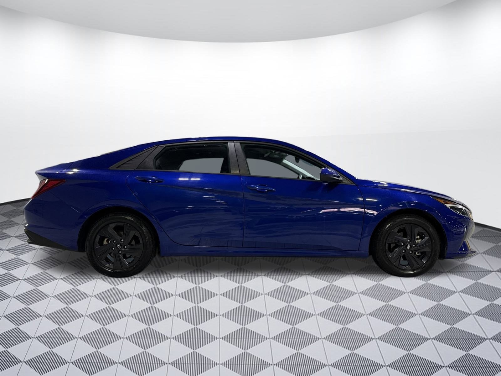 Used 2023 Hyundai Elantra SEL with VIN 5NPLM4AG2PH104216 for sale in Charlotte, NC