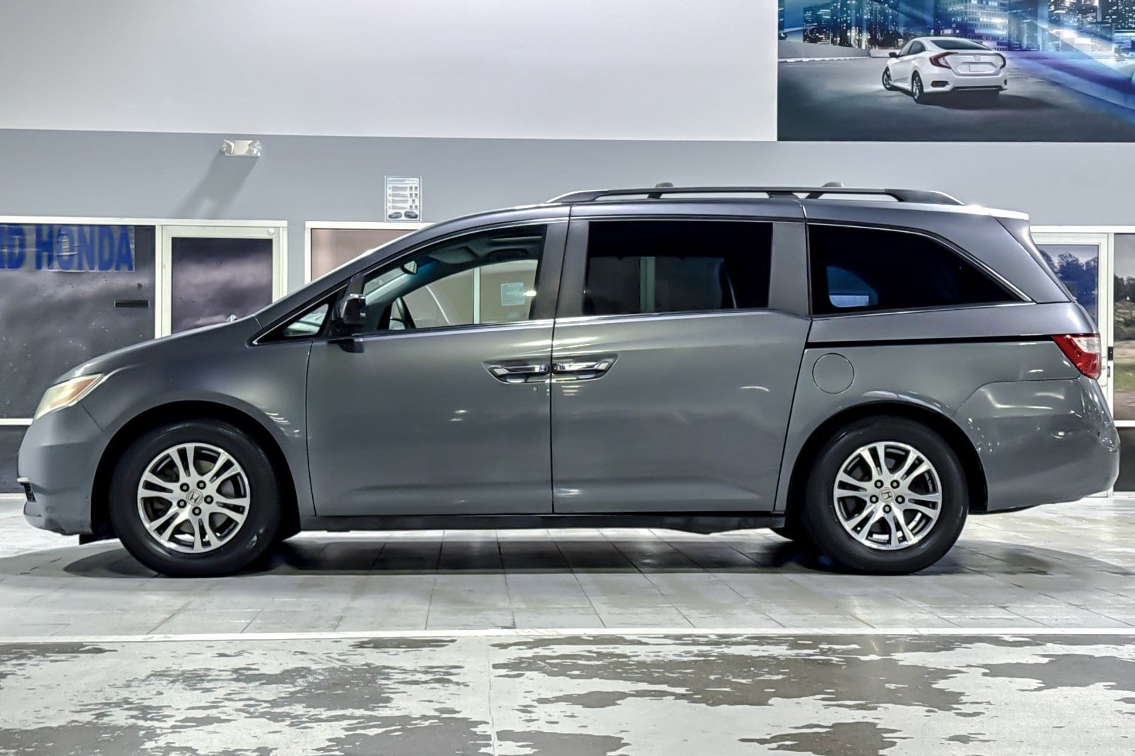 Used 2012 Honda Odyssey EX-L with VIN 5FNRL5H63CB087600 for sale in Concord, CA