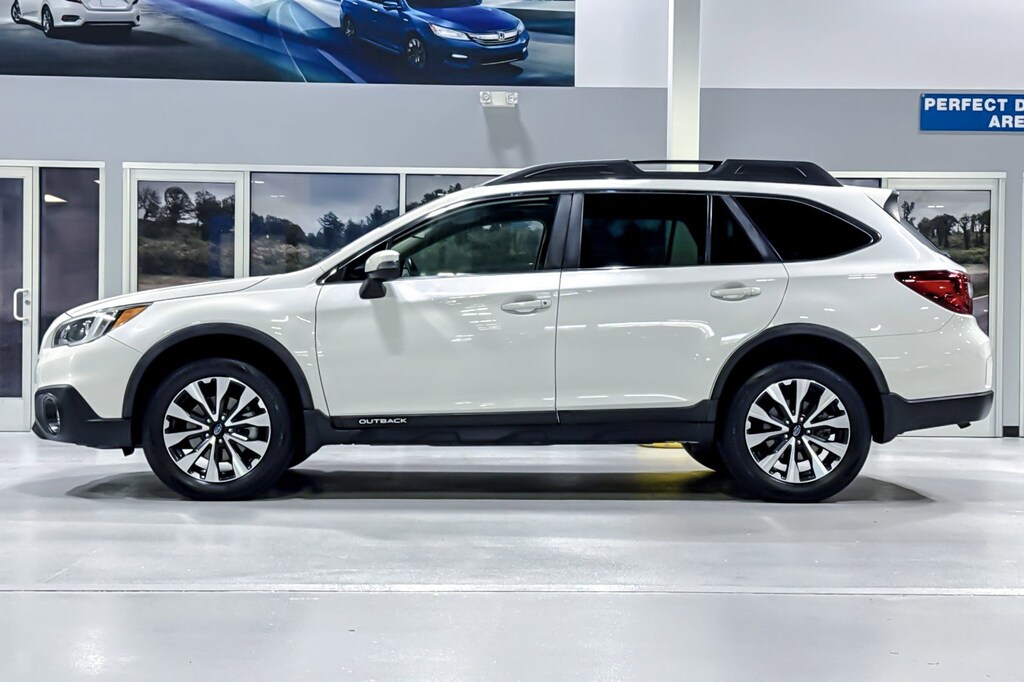 Used 2017 Subaru Outback 2.5i Limited with EyeSight+Navi+HBA+Reverse Auto Braking+HID Headlights+Starlink SUV