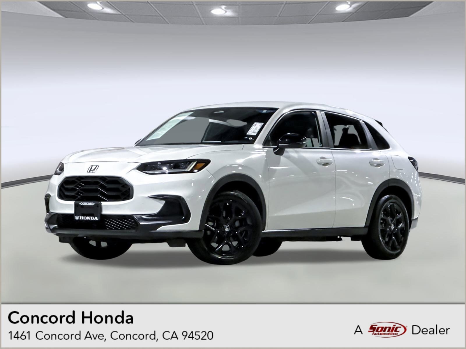 2023 Honda HR-V Sport 2WD photo 2