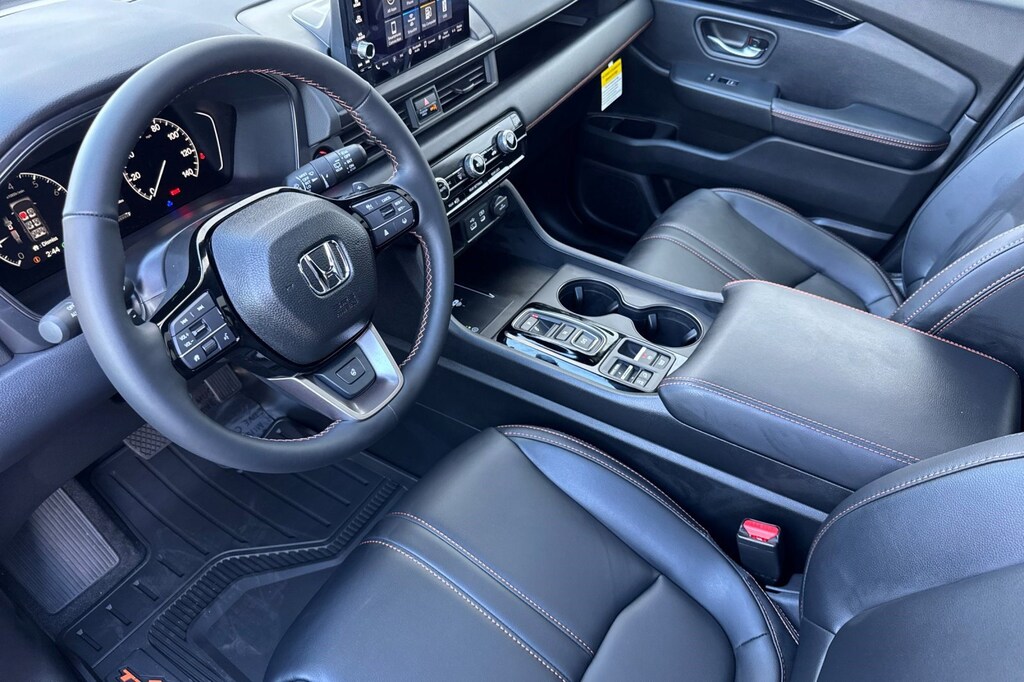 New 2025 Honda Pilot TrailSport SUV