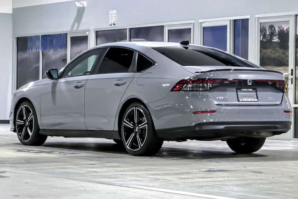 Used 2023 Honda Accord Hybrid Sport w/BSI Sedan