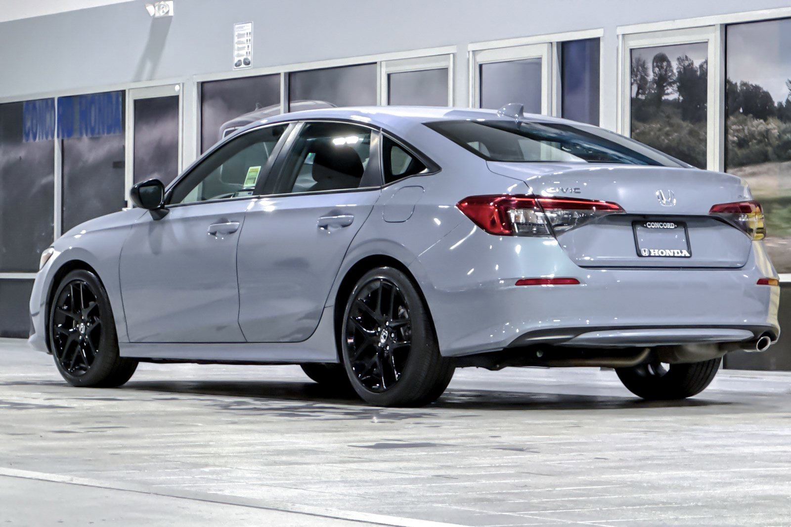 2022 Honda Civic Sport photo 3